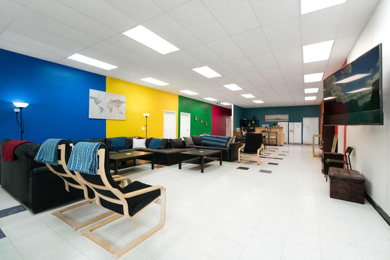Out East Hostels - Rocky Harbour Luaran gambar