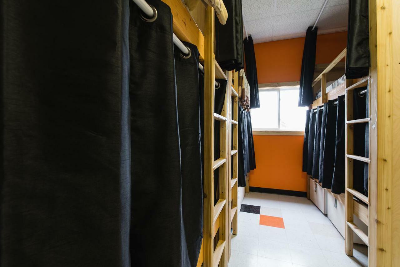 Out East Hostels - Rocky Harbour Luaran gambar